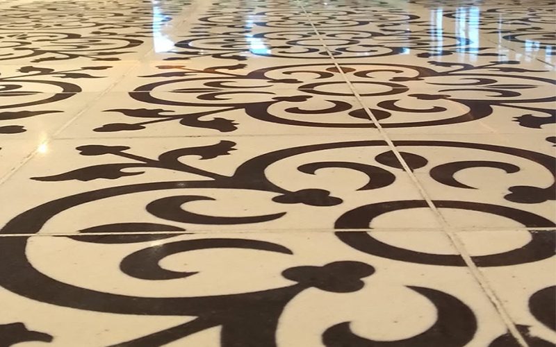 Desenli mermer zeminde silim ve parlatma sonucu